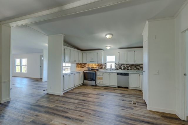 1707 New Highway 7, Columbia, TN 38401