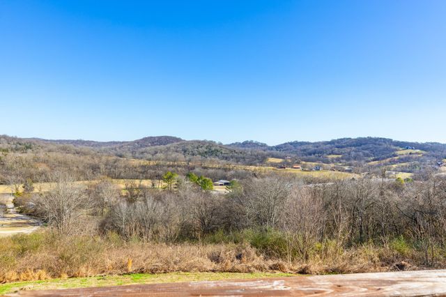 1707 New Highway 7, Columbia, TN 38401