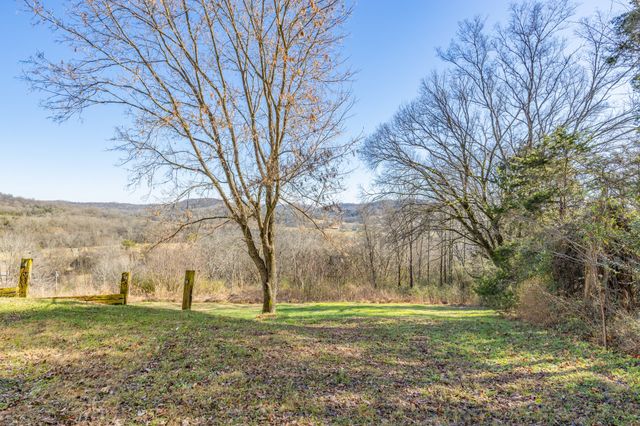 1707 New Highway 7, Columbia, TN 38401