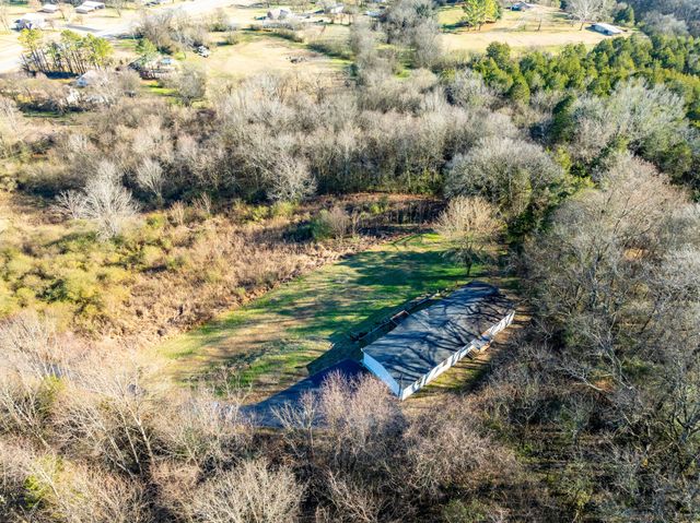 1707 New Highway 7, Columbia, TN 38401