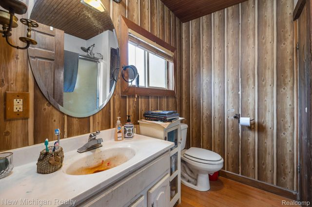 5987 Hillside Drive, Greenwood Township, MI 49756