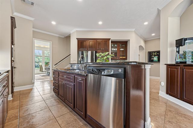 2007 Cliff Manor Drive, Conroe, TX 77304