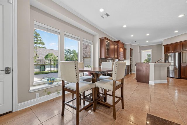 2007 Cliff Manor Drive, Conroe, TX 77304