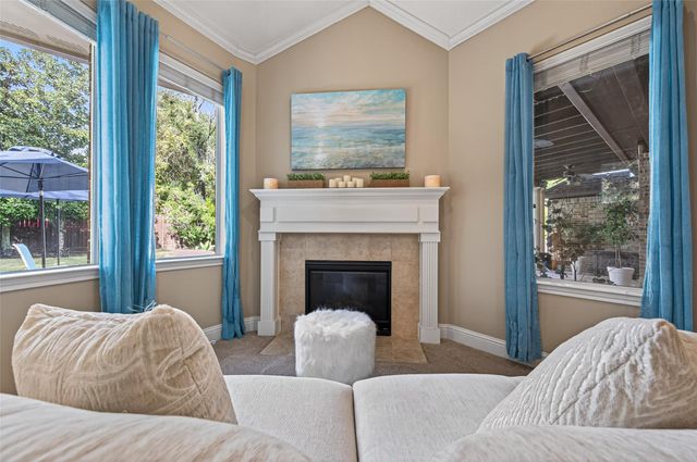 2007 Cliff Manor Drive, Conroe, TX 77304