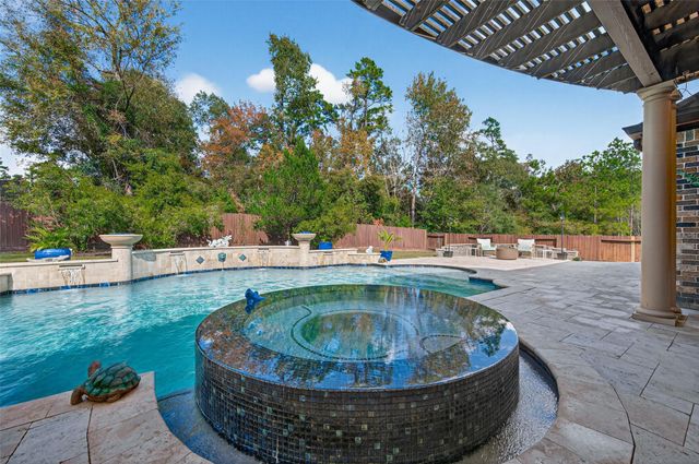 2007 Cliff Manor Drive, Conroe, TX 77304