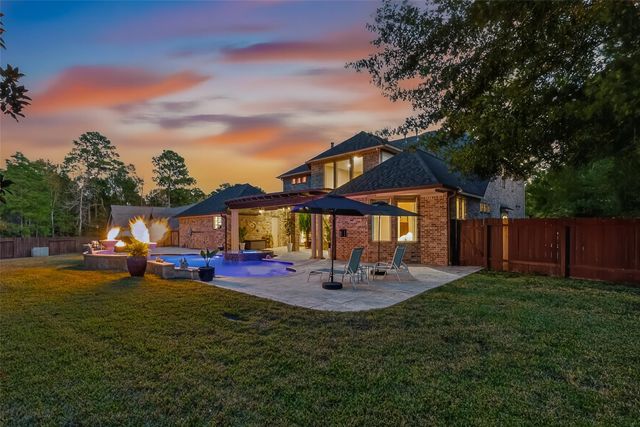 2007 Cliff Manor Drive, Conroe, TX 77304