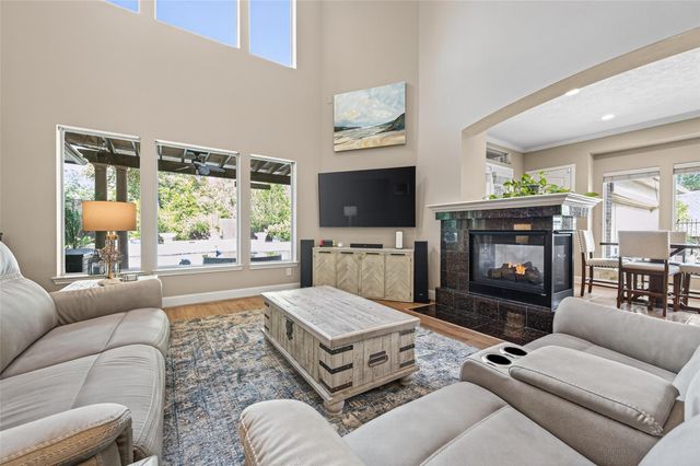 2007 Cliff Manor Drive, Conroe, TX 77304