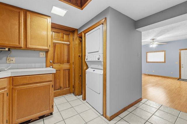 96 Locust St, New Bedford, MA 02740