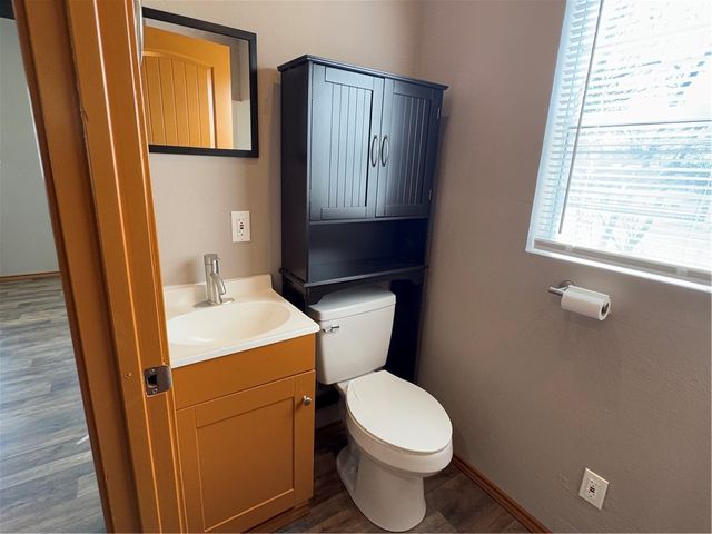 400 E Mignonette Street, Kosse, TX 76653