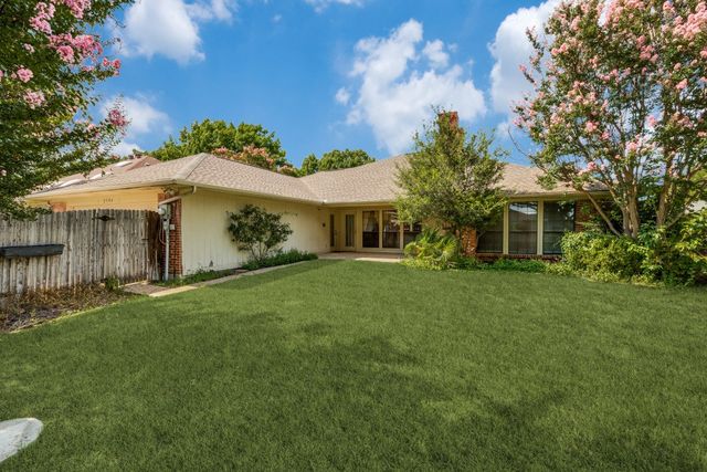 2506 Bluebonnet Drive, Richardson, TX 75082