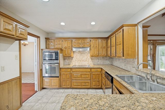 2506 Bluebonnet Drive, Richardson, TX 75082
