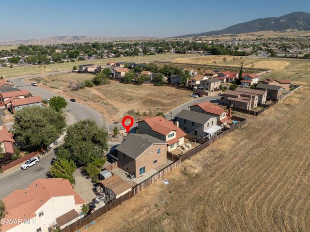 1109 Elm Street, Tehachapi, CA 93561