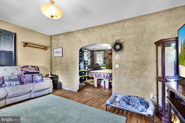 28 E FRONT ST, Mohnton, PA 19540