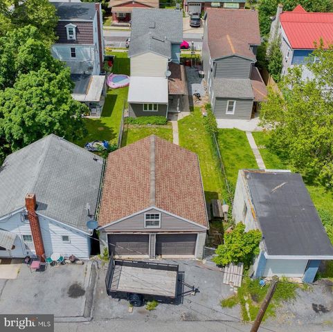 28 E FRONT ST, Mohnton, PA 19540