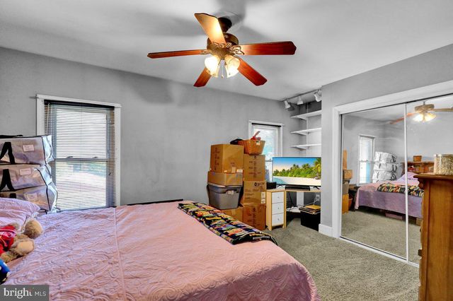 28 E FRONT ST, Mohnton, PA 19540