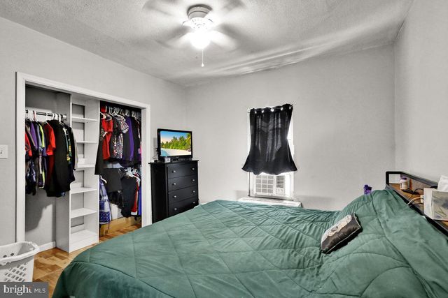 28 E FRONT ST, Mohnton, PA 19540