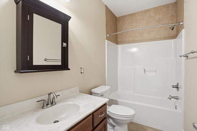 4055 Snaffle Bit Road, Lebanon, IN 46052