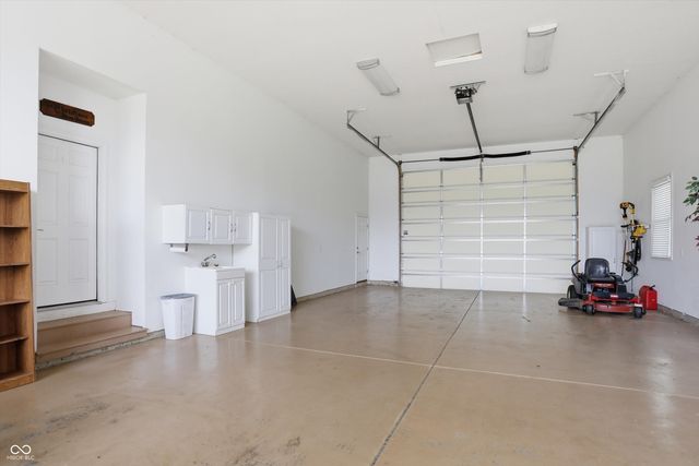 4055 Snaffle Bit Road, Lebanon, IN 46052
