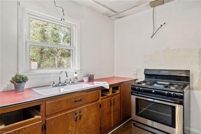 1108 Dartmouth Avenue, High Point, NC 27260