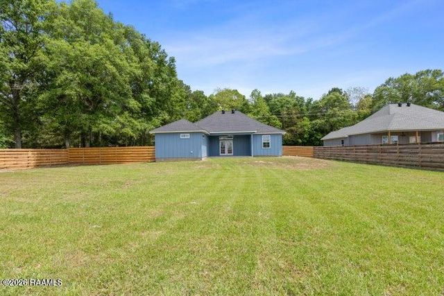 230 Meche Road, Arnaudville, LA 70512