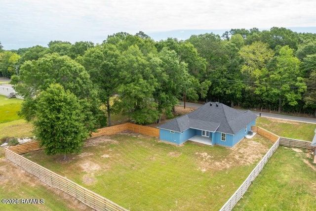 230 Meche Road, Arnaudville, LA 70512