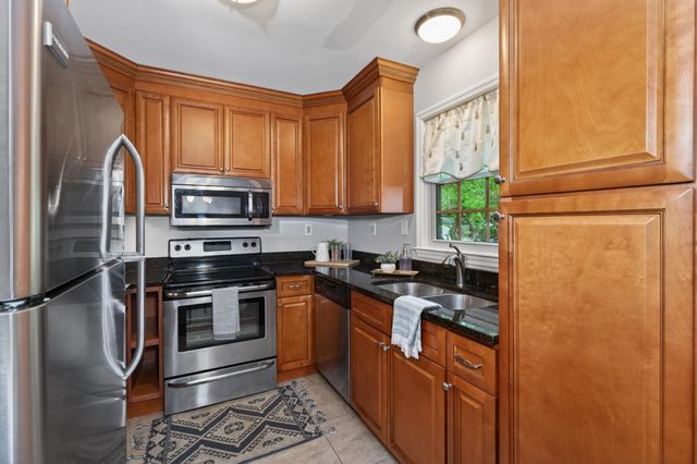 322 Mary Scott Drive, Goose Creek, SC 29445