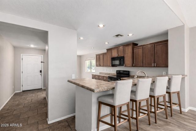 1868 W DESERT SEASONS Drive, San Tan Valley, AZ 85144