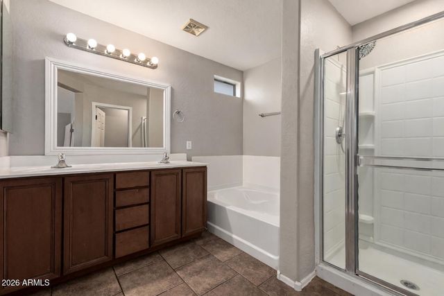 1868 W DESERT SEASONS Drive, San Tan Valley, AZ 85144