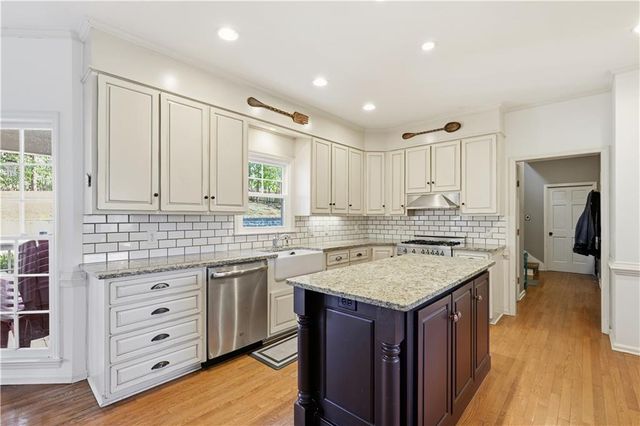 1125 Charlton SW Trace, Marietta, GA 30064