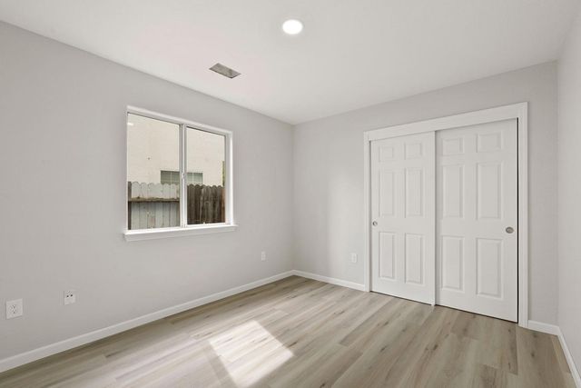 9673 Twin Creeks Ave, Stockton, CA 95219