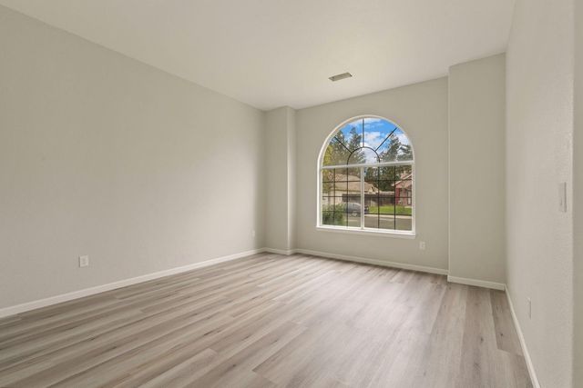 9673 Twin Creeks Ave, Stockton, CA 95219