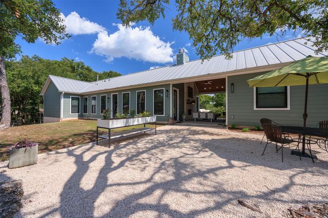 104 River Road CIR, Wimberley, TX 78676