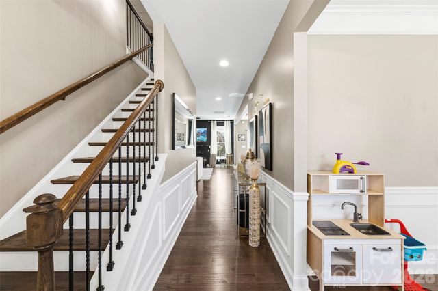 9527 Spurwig Court, Charlotte, NC 28278