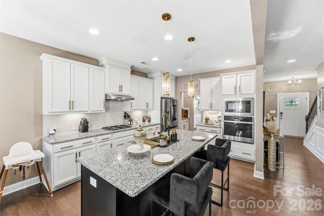 9527 Spurwig Court, Charlotte, NC 28278