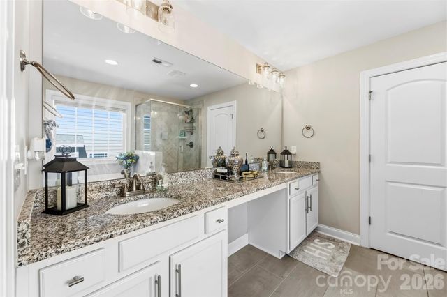 9527 Spurwig Court, Charlotte, NC 28278