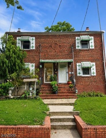 330 E Lake Ave, Rahway City, NJ 07065