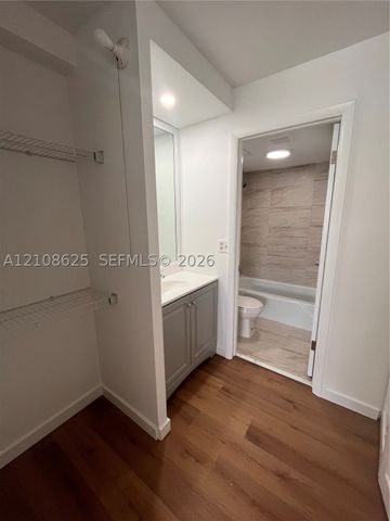 3650 Inverrary Dr 1Q, Lauderhill, FL 33319