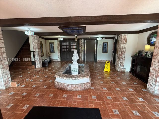 3650 Inverrary Dr 1Q, Lauderhill, FL 33319