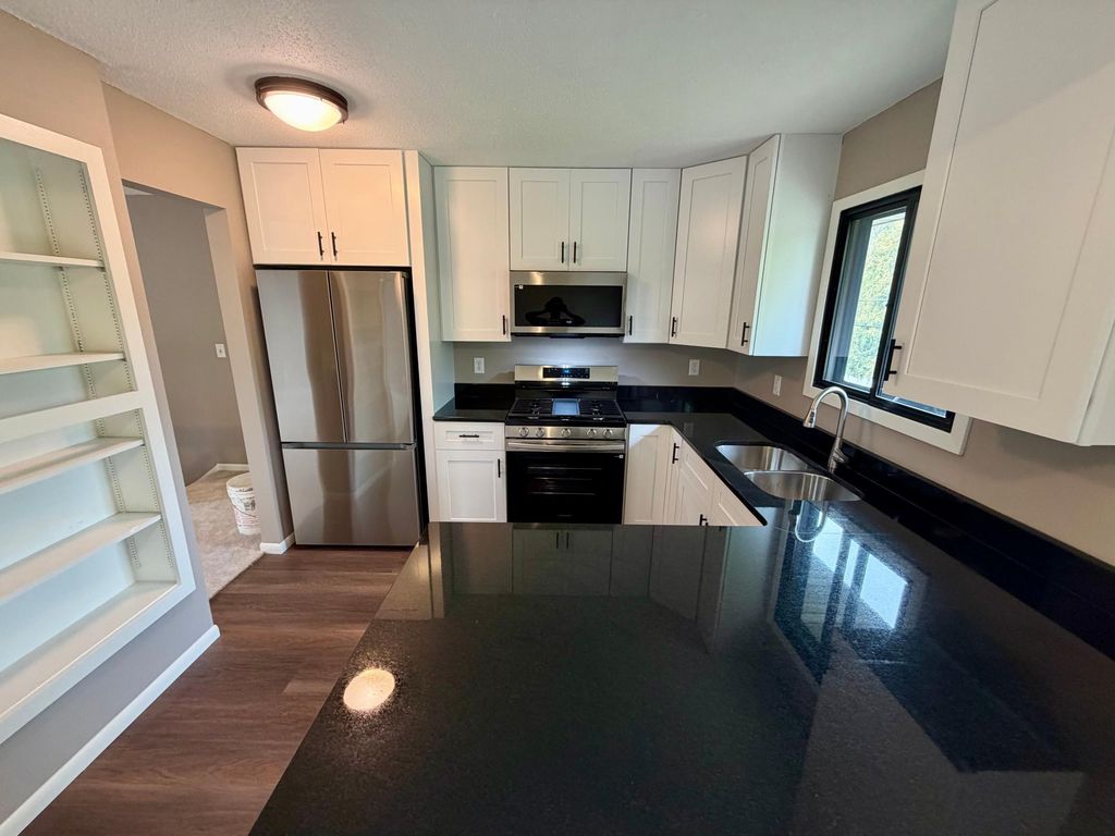 1612 69th Avenue N, Brooklyn Center, MN 55430 — photo 4