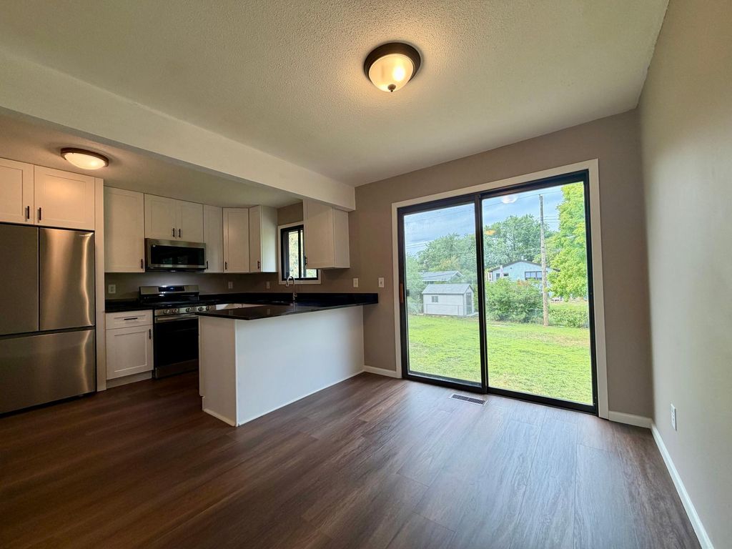 1612 69th Avenue N, Brooklyn Center, MN 55430 — photo 5