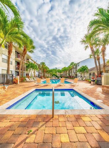 738 Executive Center Dr 23, West Palm Beach, FL 33401