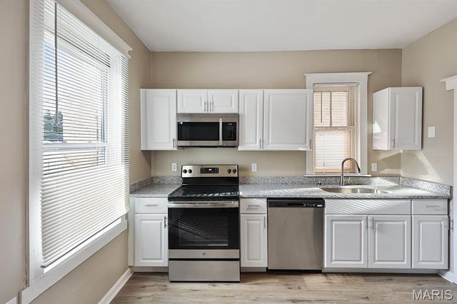 3635 S Spring Avenue, St Louis, MO 63116