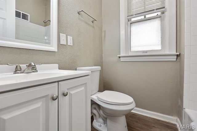 3635 S Spring Avenue, St Louis, MO 63116