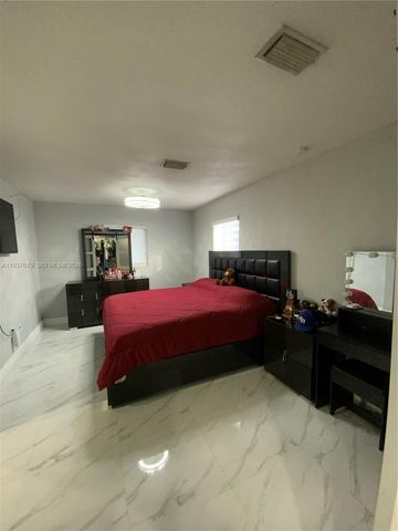 21221 NW 29th Ave, Miami Gardens, FL 33056