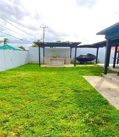 21221 NW 29th Ave, Miami Gardens, FL 33056