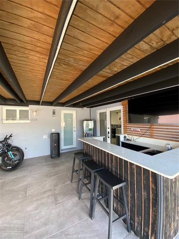 21221 NW 29th Ave, Miami Gardens, FL 33056