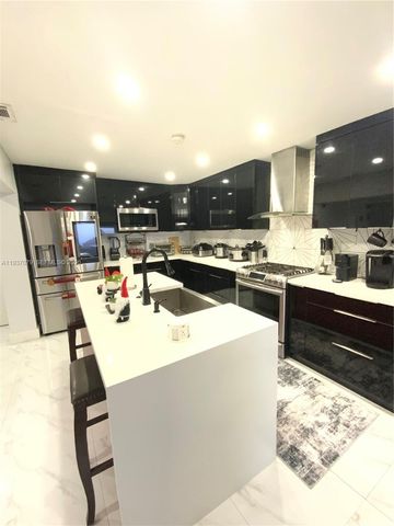 21221 NW 29th Ave, Miami Gardens, FL 33056