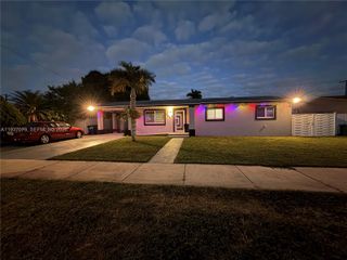 21221 NW 29th Ave, Miami Gardens, FL 33056