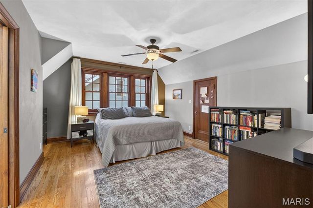 6329 San Bonita Avenue, Clayton, MO 63105