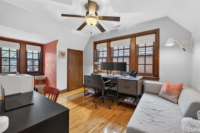 6329 San Bonita Avenue, Clayton, MO 63105